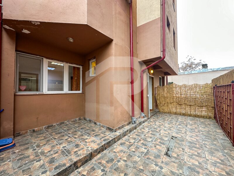 Obor, comision 0, duplex, curte proprie, spatiu firma/locuinta.