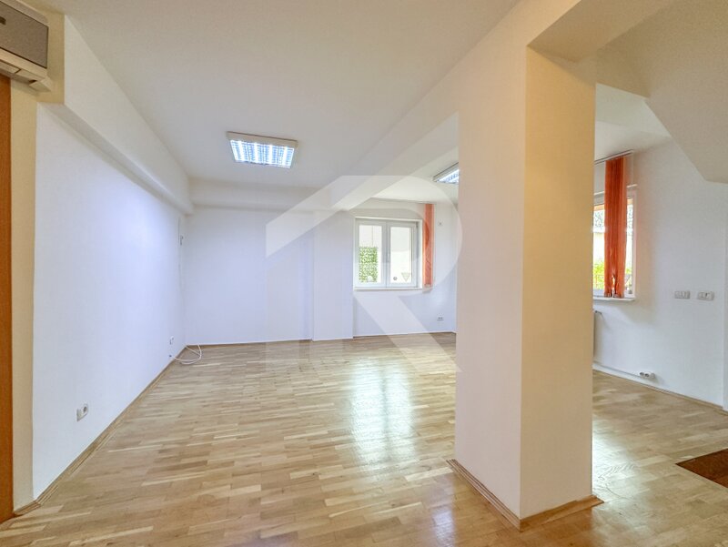 Obor, comision 0, duplex, curte proprie, spatiu firma/locuinta.