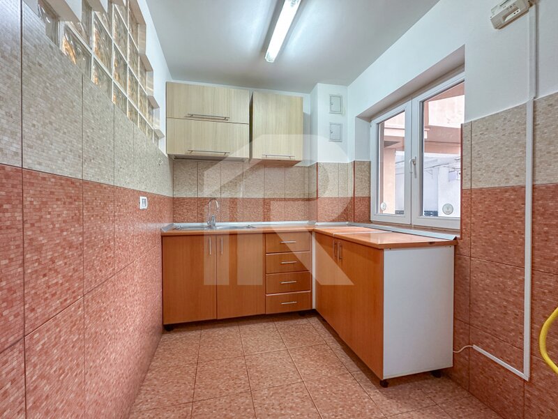 Obor, comision 0, duplex, curte proprie, spatiu firma/locuinta.