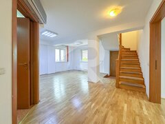 Obor, comision 0, duplex, curte proprie, spatiu firma/locuinta